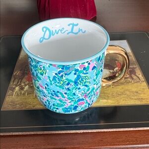 Beautiful new Lilly Pulitzer pink and gold ceramic mug